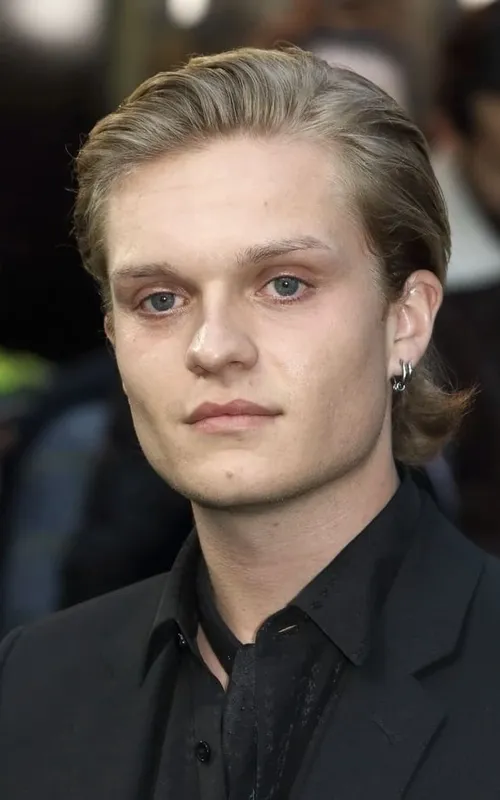 Tom Glynn-Carney