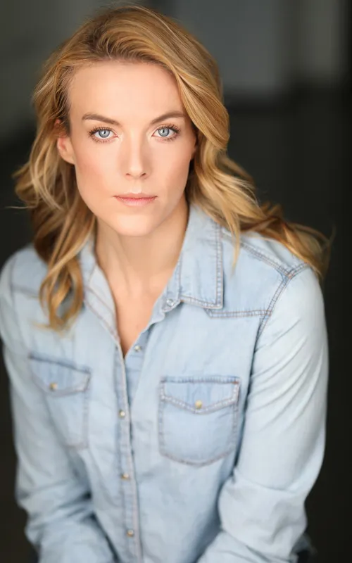 Rhiannon Roberts