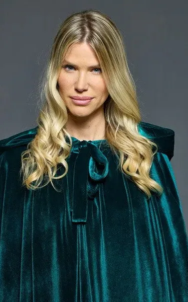 Vivien Vasvári