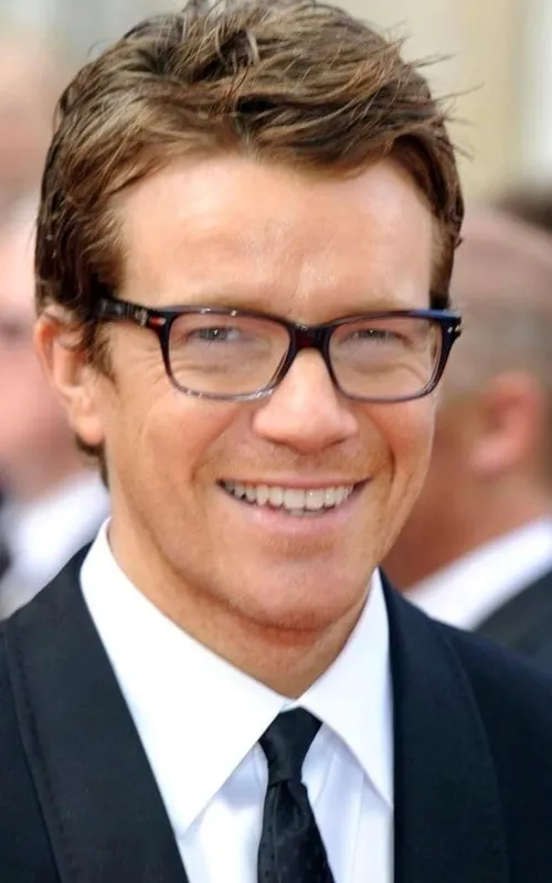 Max Beesley