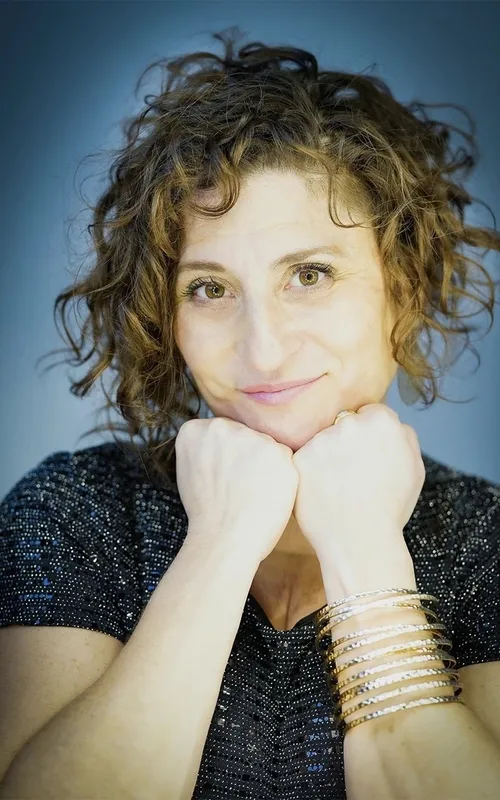 Shoshana Sperling