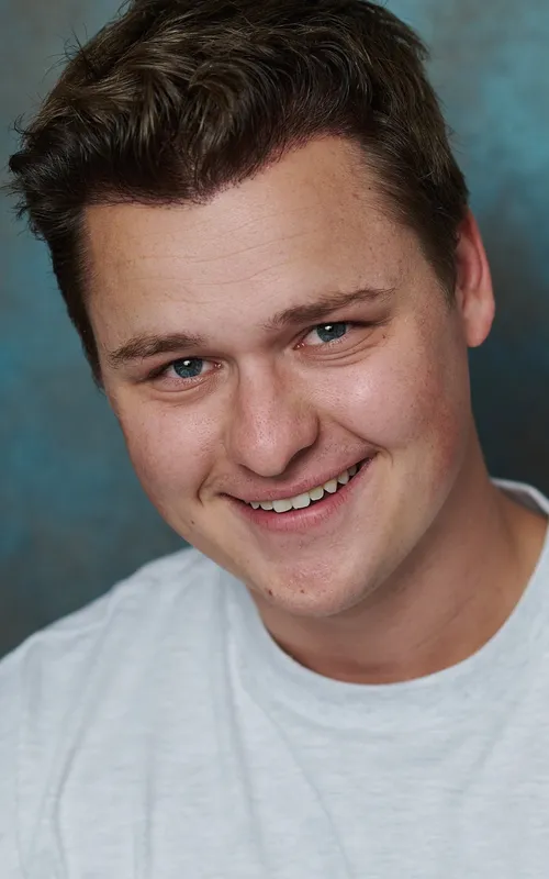 Cooper Tomlinson