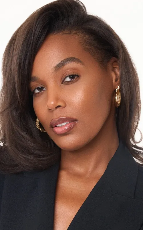 Raelia Lewis