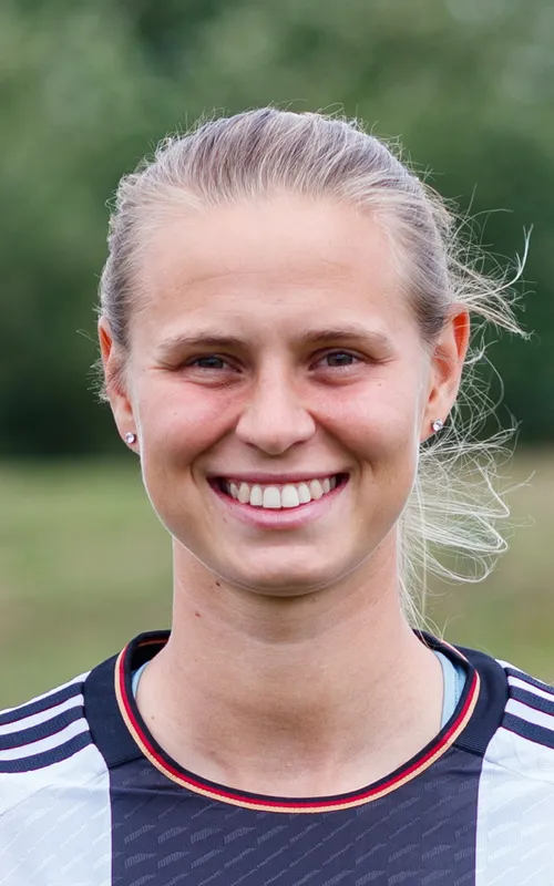 Klara Bühl