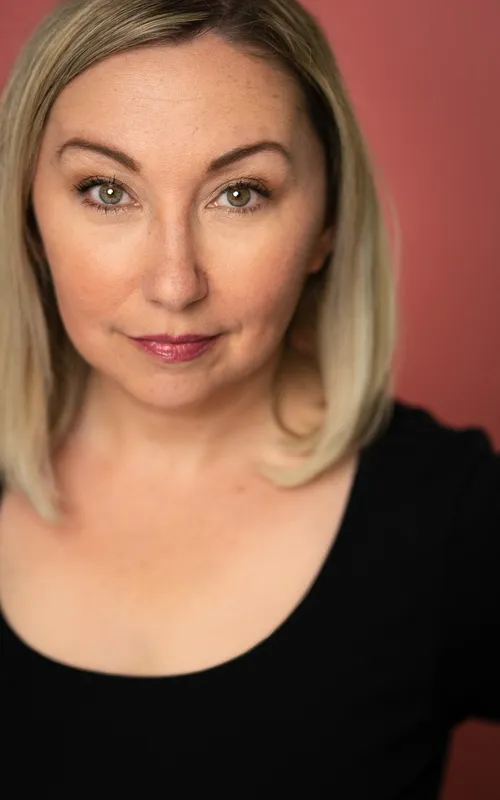 Catriona Leger