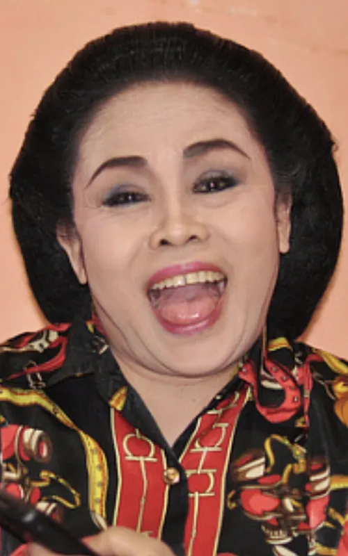 Yati Pesek