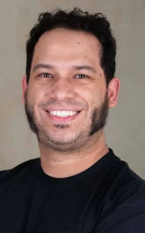 Raphael Fernandes