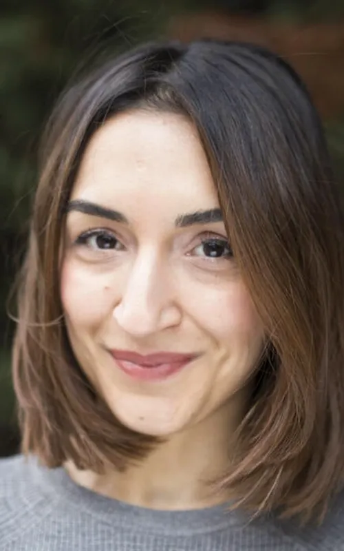 Özge Özel