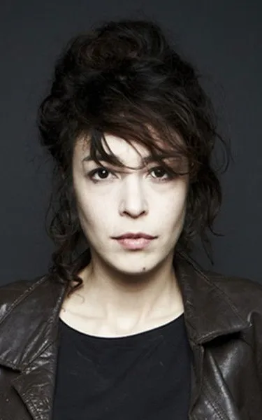 Adrienne Pauly