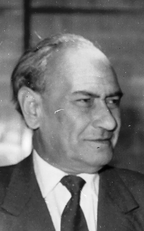 Sándor Kőmíves