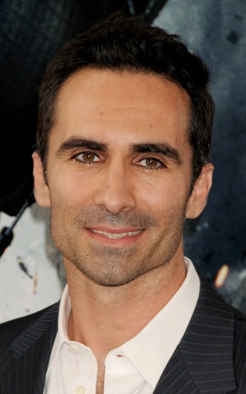 Nestor Carbonell