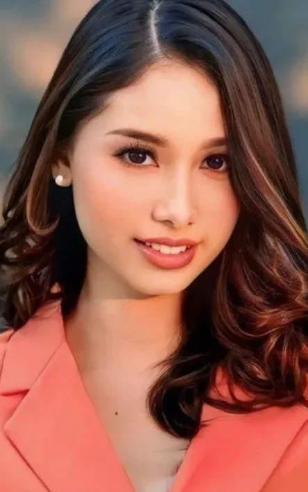 Adriana Ghafar