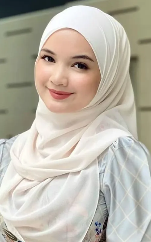 Alya Iman