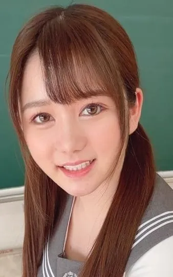Ayumi Manaka