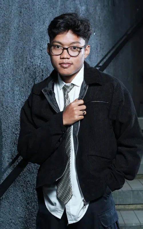 Almas Yulian Annafi