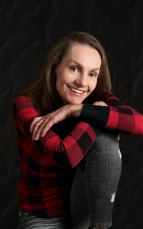 Jo Barnes