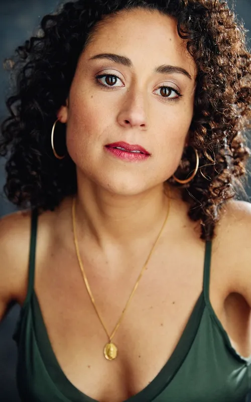 Alina Collins Maldonado