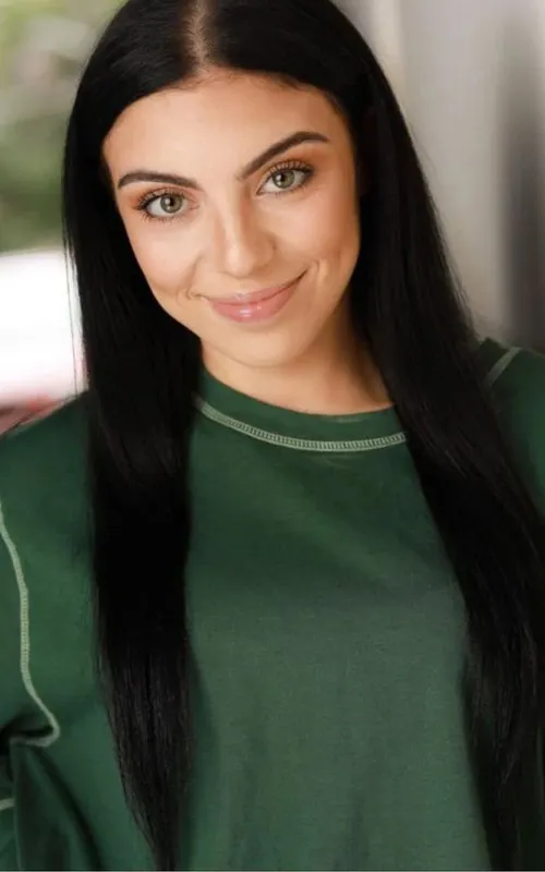 Caroline Raad