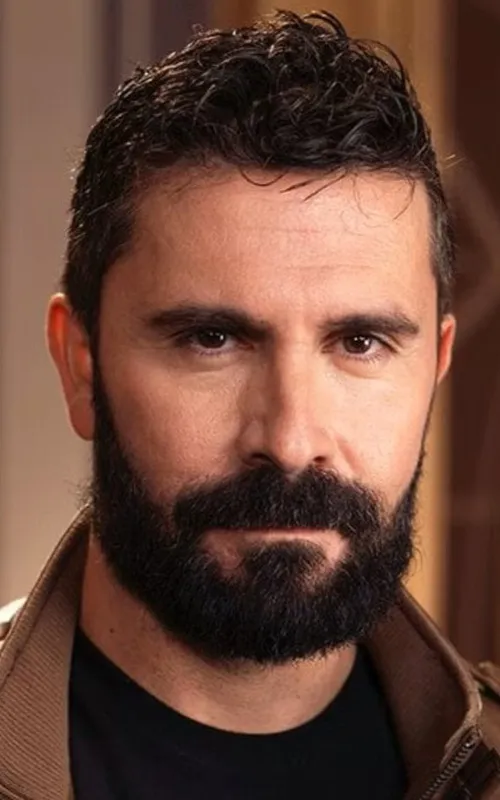 Luis Carazo
