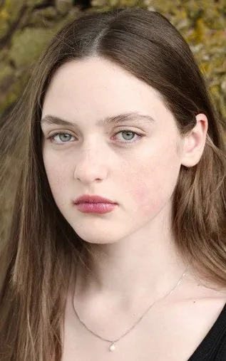 Lola Skye Reid