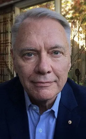 Bill Bowtell