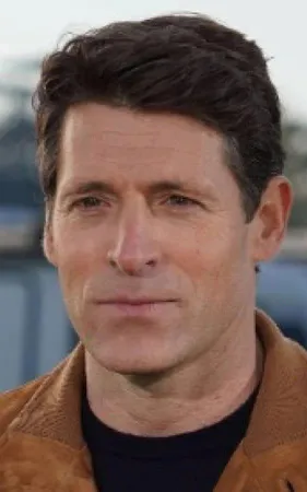 Tony Dokoupil