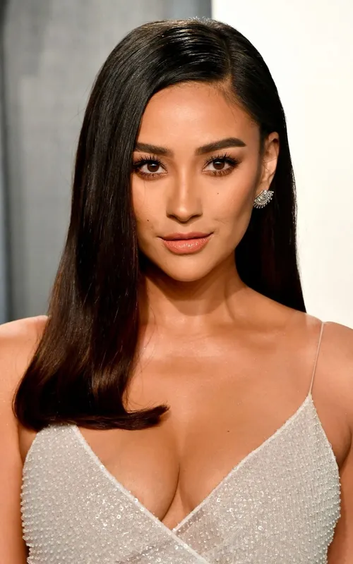 Shay Mitchell