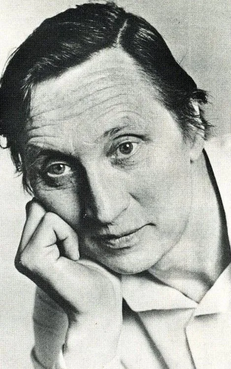 Stephen Lewis