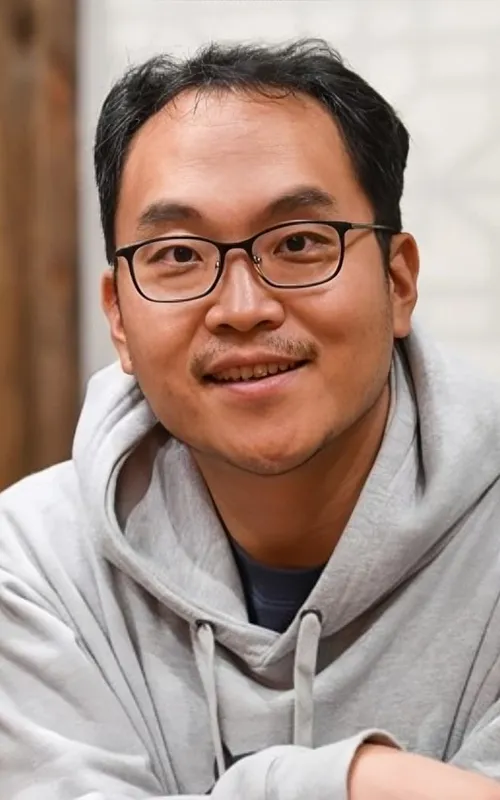 Shin Kyung-soo