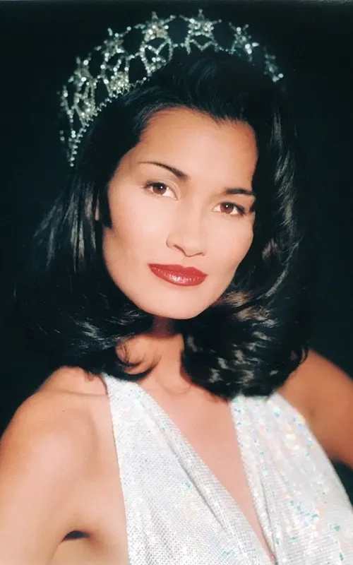 Brook Lee