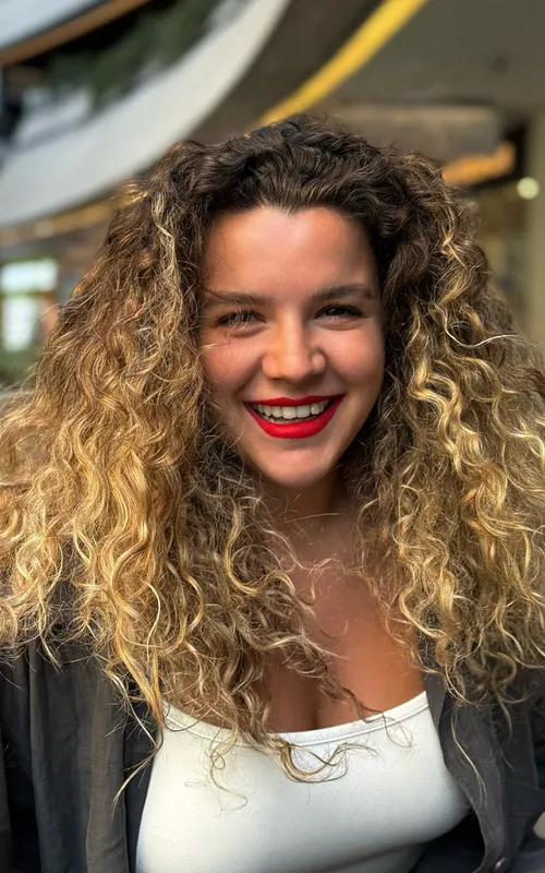 Zeynep Melis Girsen