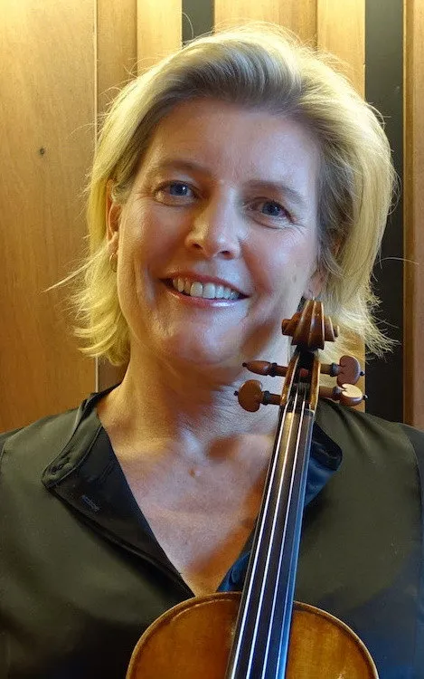 Helena Rathbone