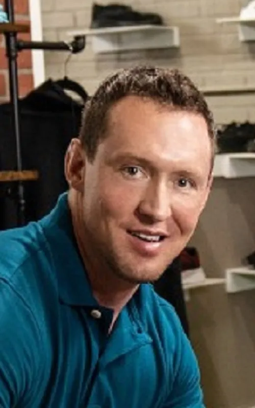 Pierce Paris