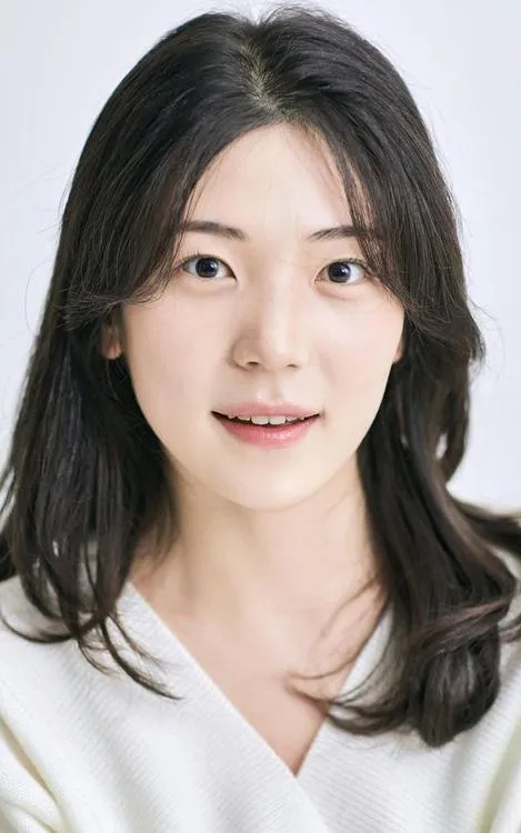 Kang Shin-hee