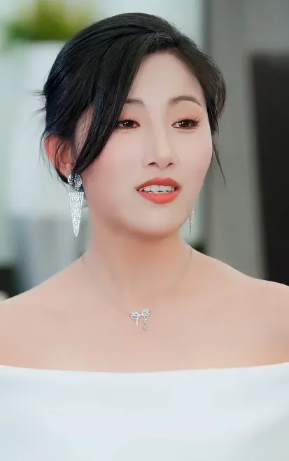 Wang Xin Ling