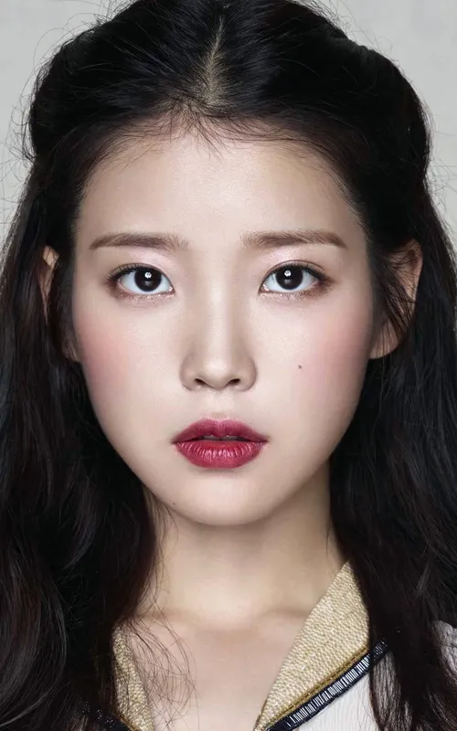 IU