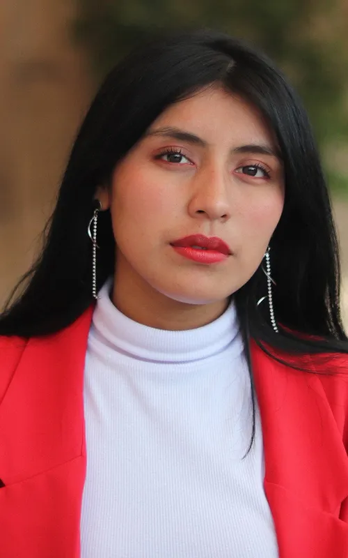 Flor M. Salvador