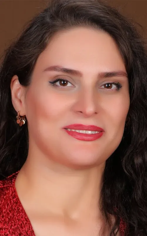 Hana Kamkar