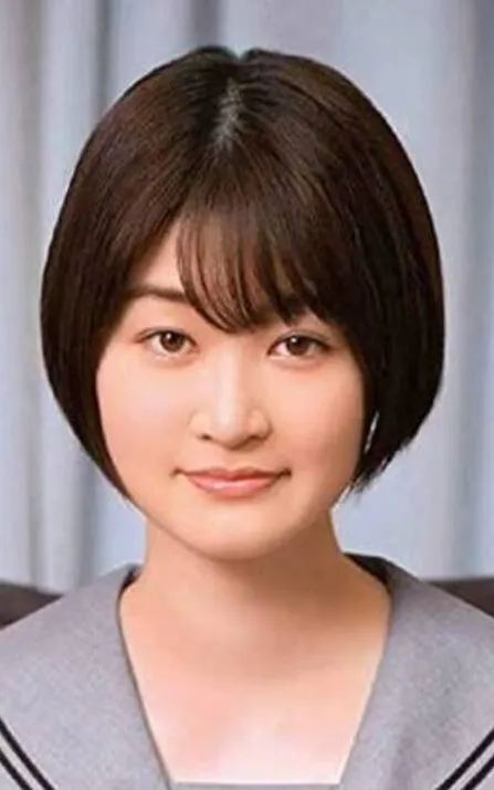中園めいな