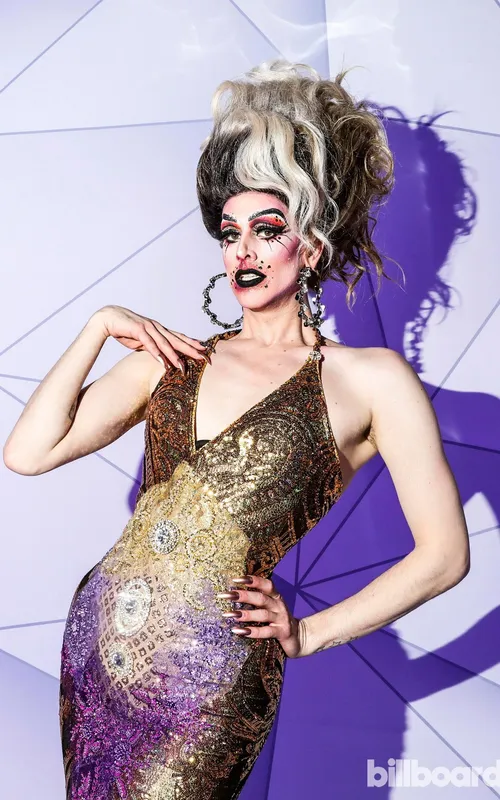 Dusty Ray Bottoms