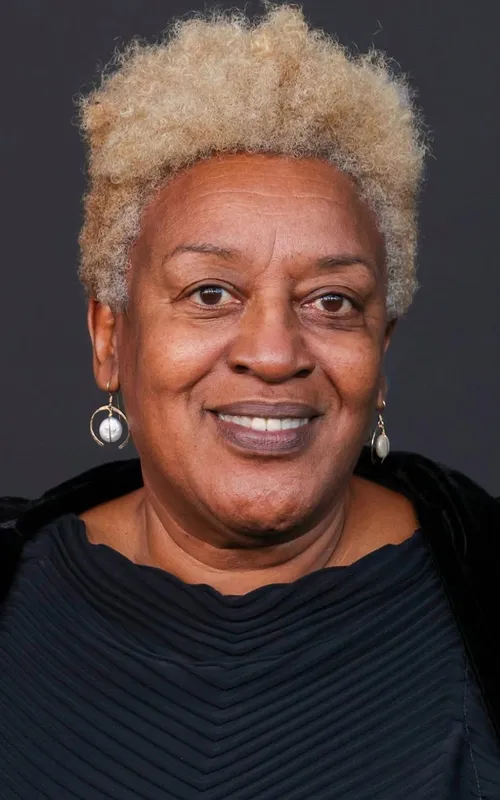 CCH Pounder