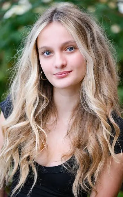 Amelie McLain