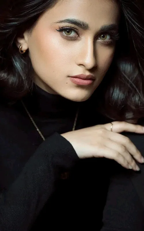 Nazah Naoar