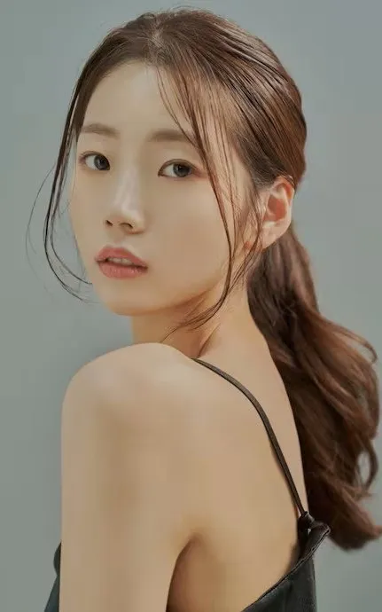 Lee Sol Ip
