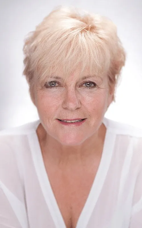 Sara Harris-Davies