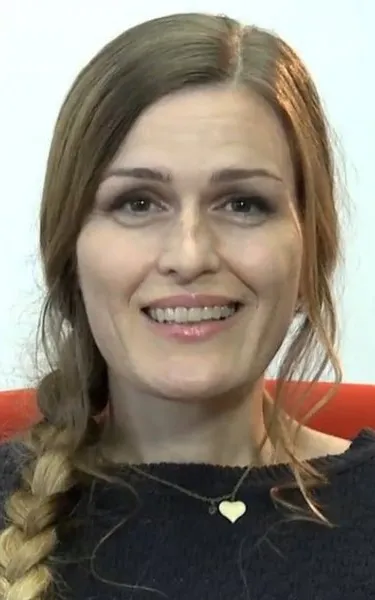 Randi Laubek