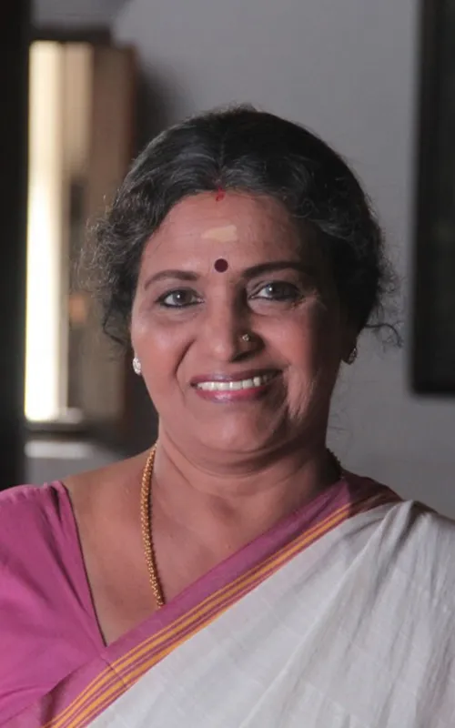 Sreelatha Namboothiri