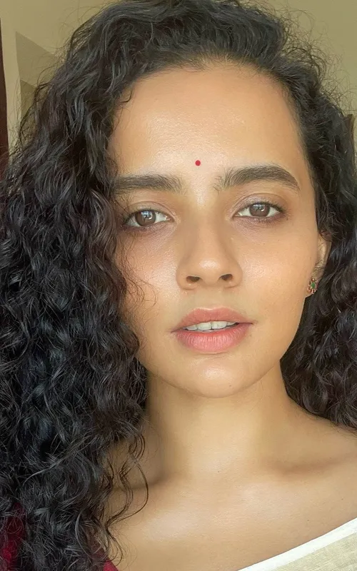 Athulya Chandra