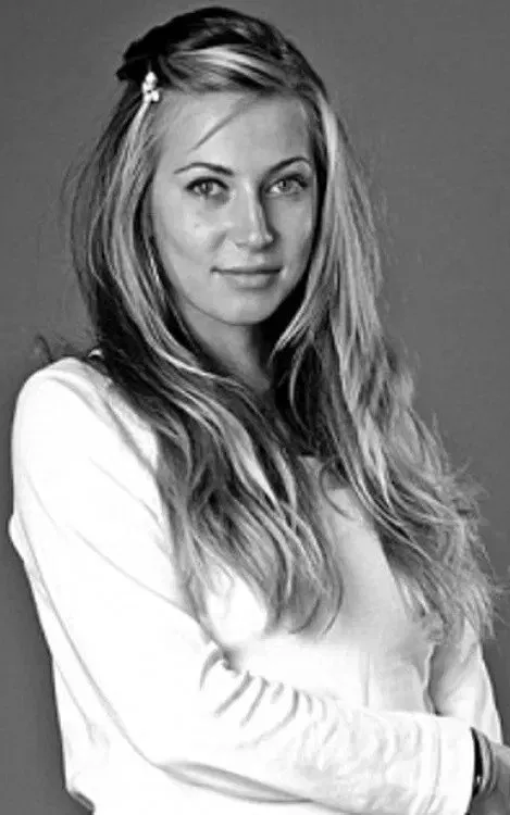 Rayna Sirmina