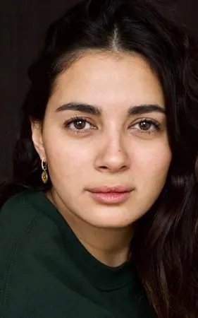 Mounia Zahzam